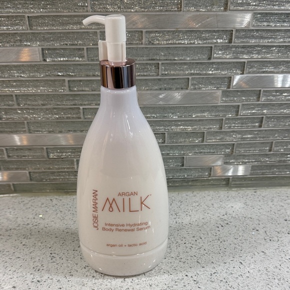 Josie Maran Argan Milk Hydrating Serum - Picture 1 of 3